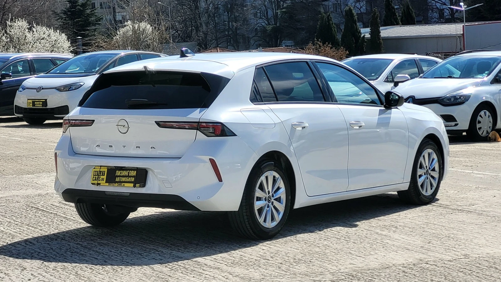 Opel Astra 1.2 PURETECH - изображение 6
