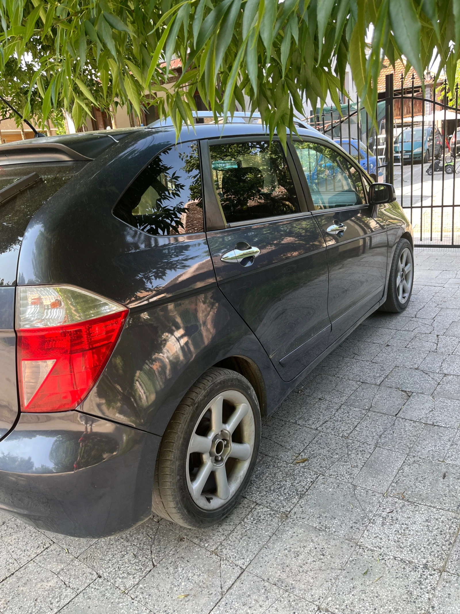 Honda Fr-v  - изображение 8