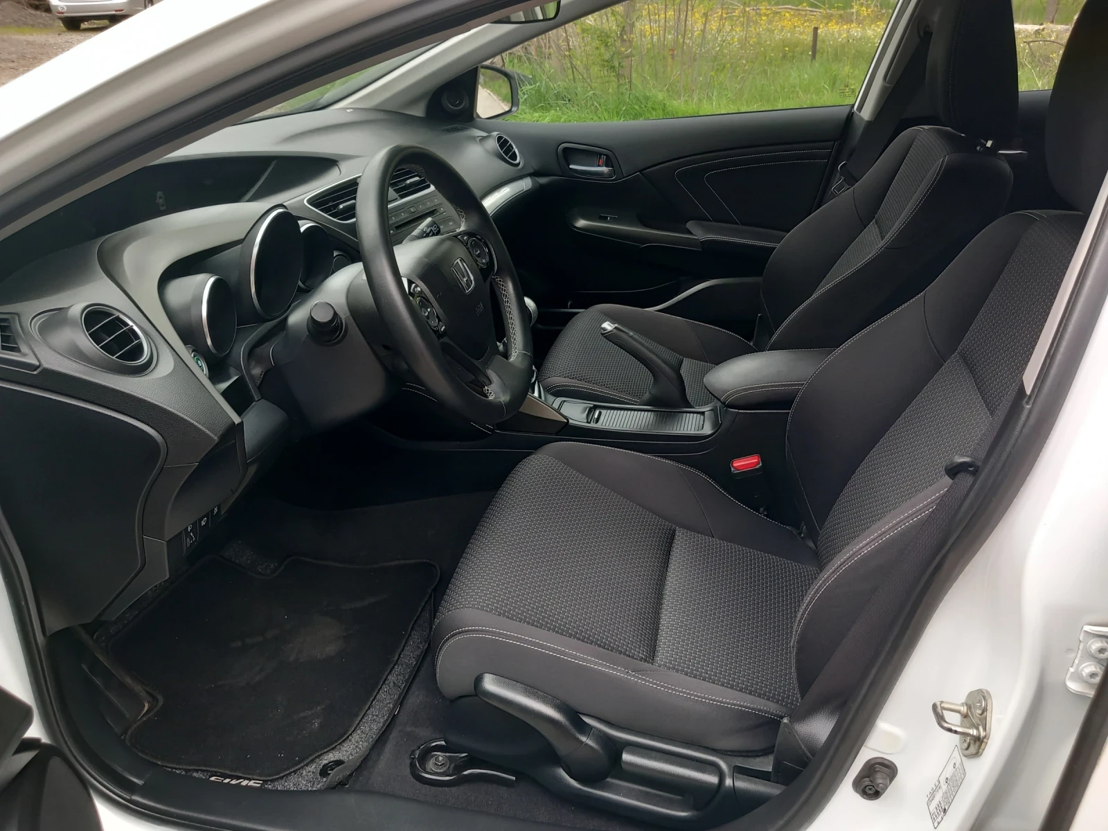 Honda Civic 1.6 D SPORT EDITION - изображение 9