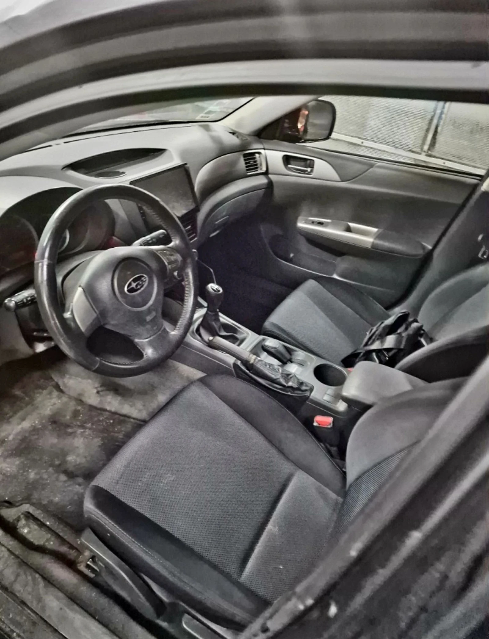 Subaru Impreza 2.0R  150 к.с. - изображение 6