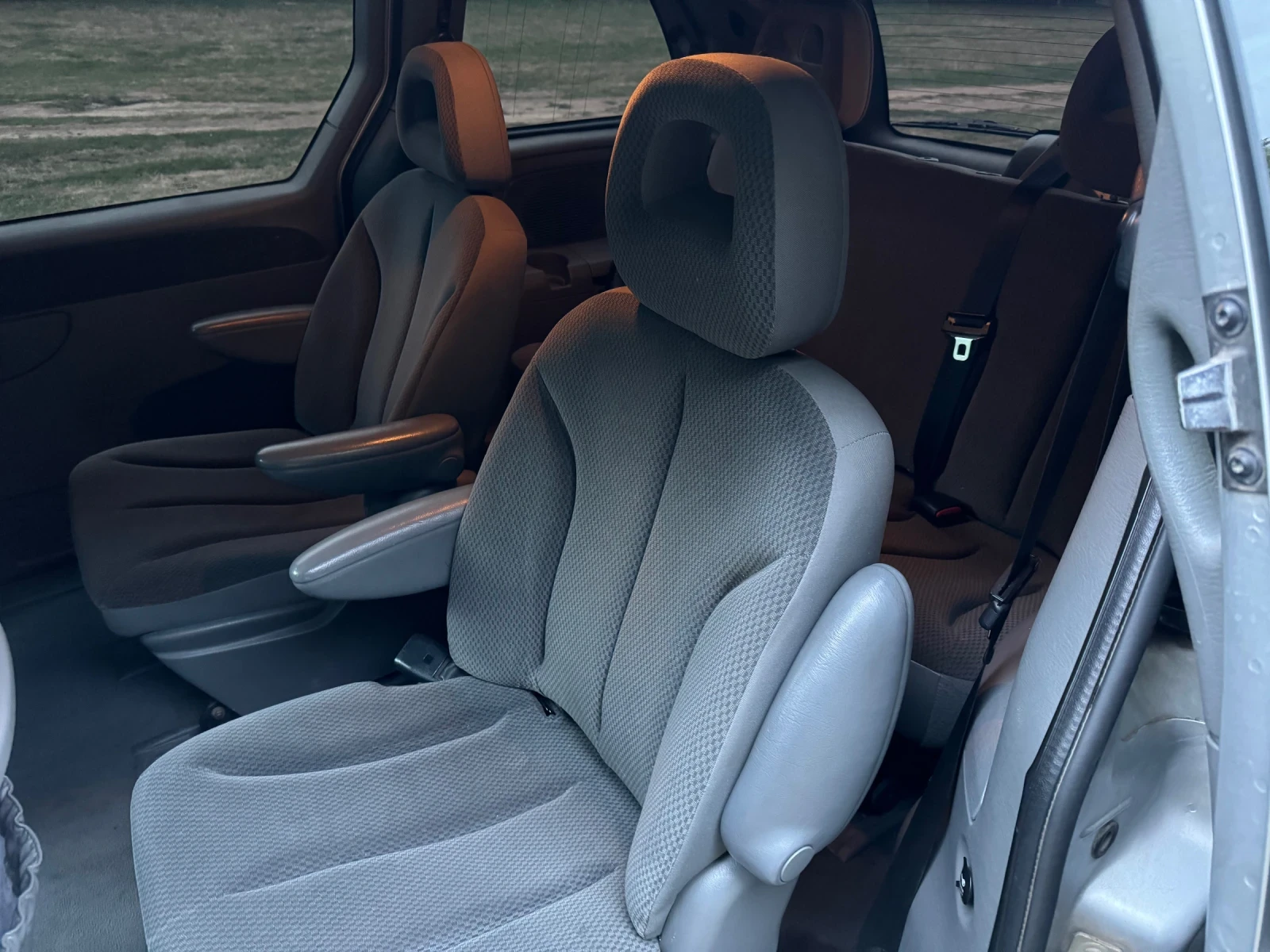 Chrysler Voyager 2.8 CRD - изображение 5