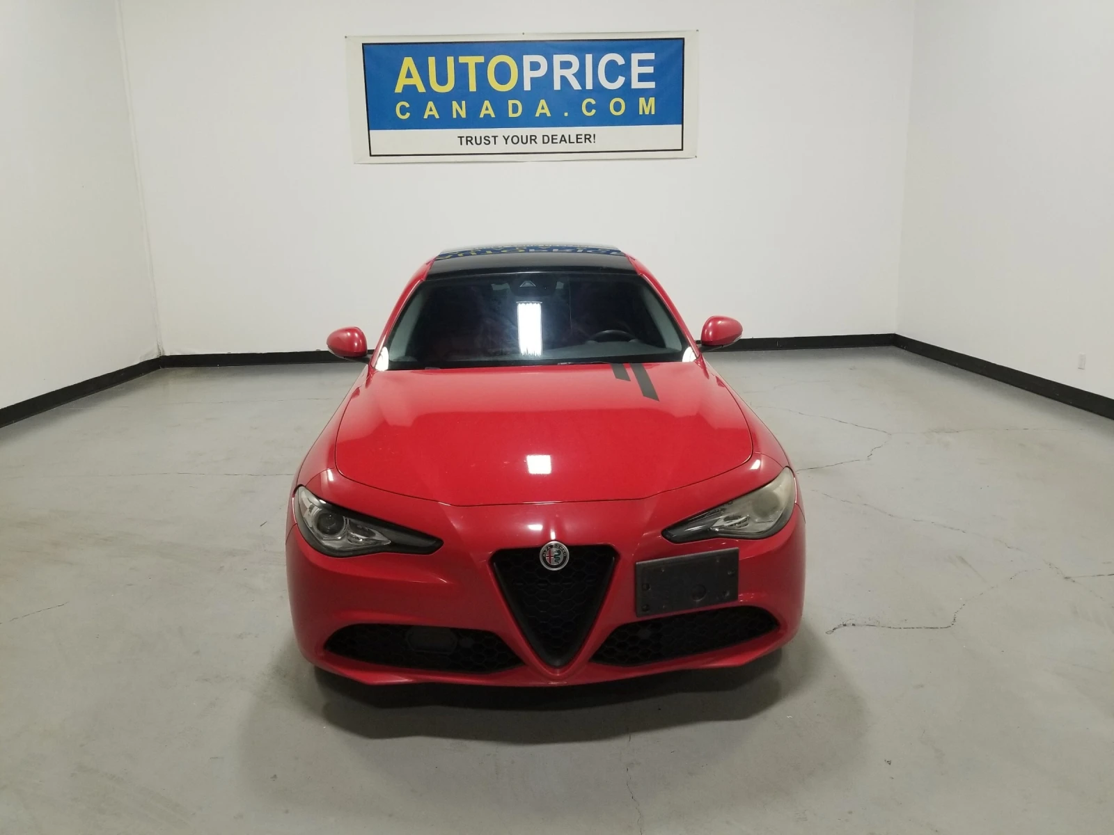 Alfa Romeo Giulia  * AWD* С РЕГИСТРАЦИЯ&АВТО КРЕДИТ - изображение 4
