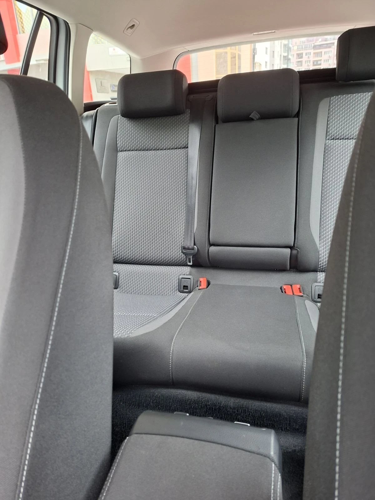 VW Passat TDI Blue Motion, снимка 7 - Автомобили и джипове - 53924276