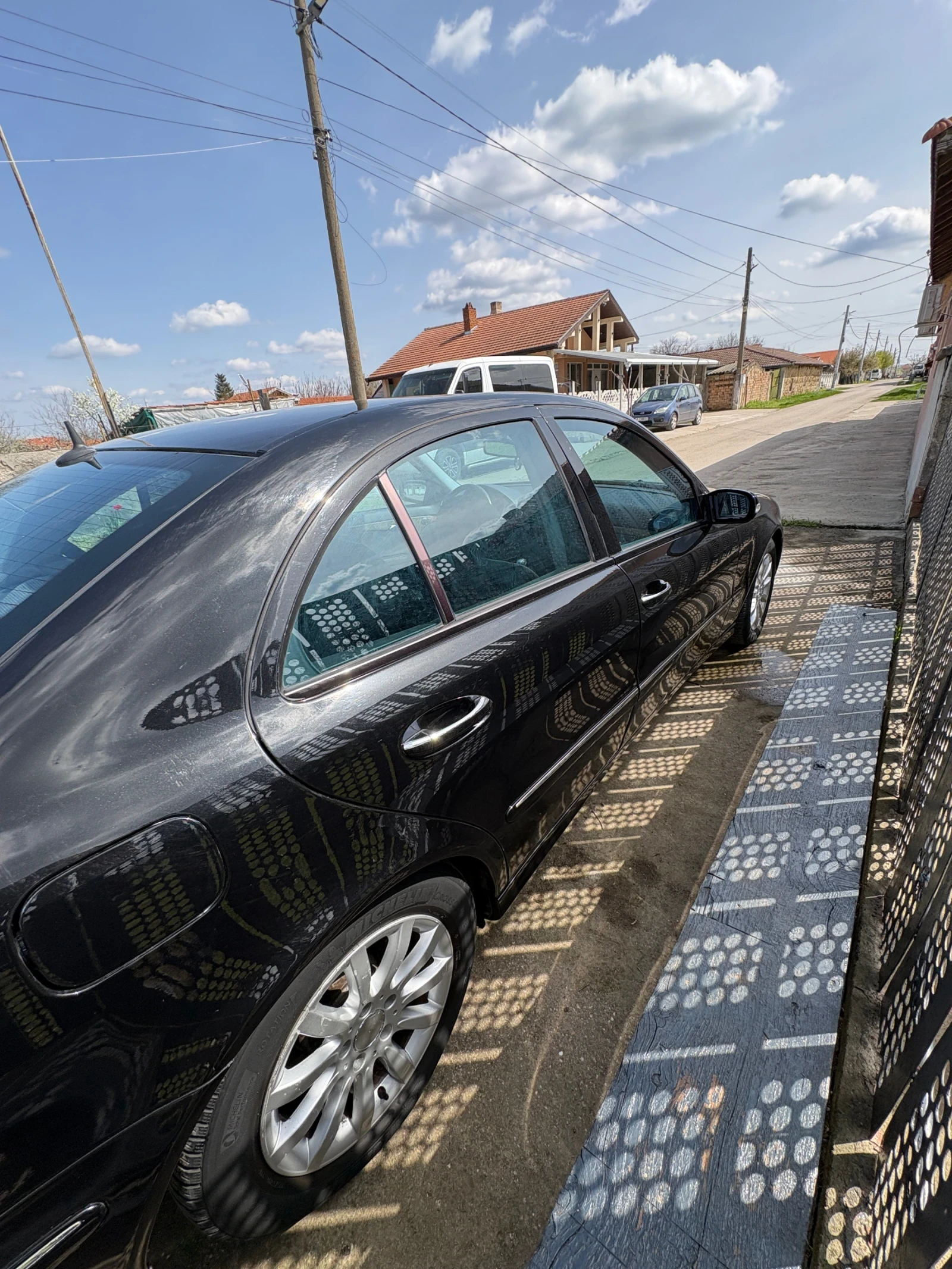 Mercedes-Benz E 270, снимка 9 - Автомобили и джипове - 54180976