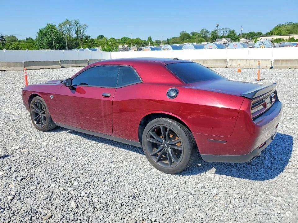 Dodge Challenger, снимка 2 - Автомобили и джипове - 54698367