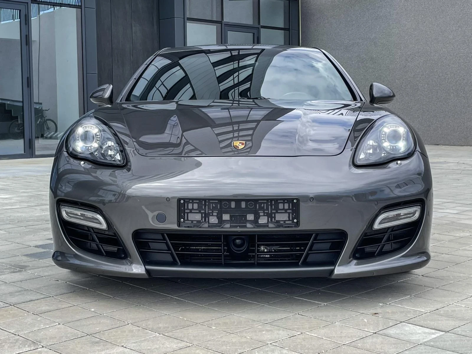 Porsche Panamera GTS, снимка 3 - Автомобили и джипове - 54895941