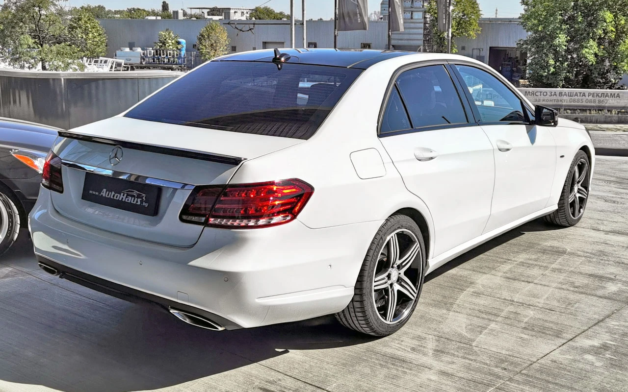 Mercedes-Benz E 350 BT 4Matic Edition E, снимка 3 - Автомобили и джипове - 54913630
