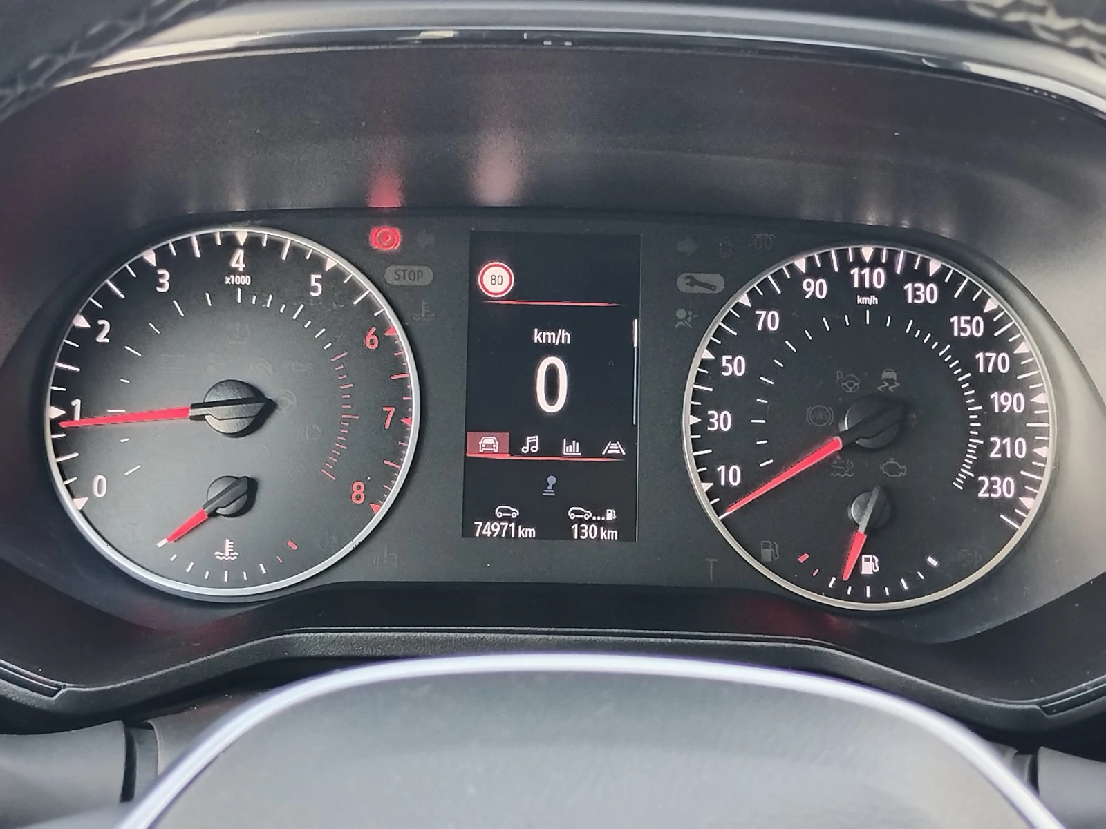 Renault Clio 1.0 TCe/ 90 к.с., снимка 10 - Автомобили и джипове - 55262042