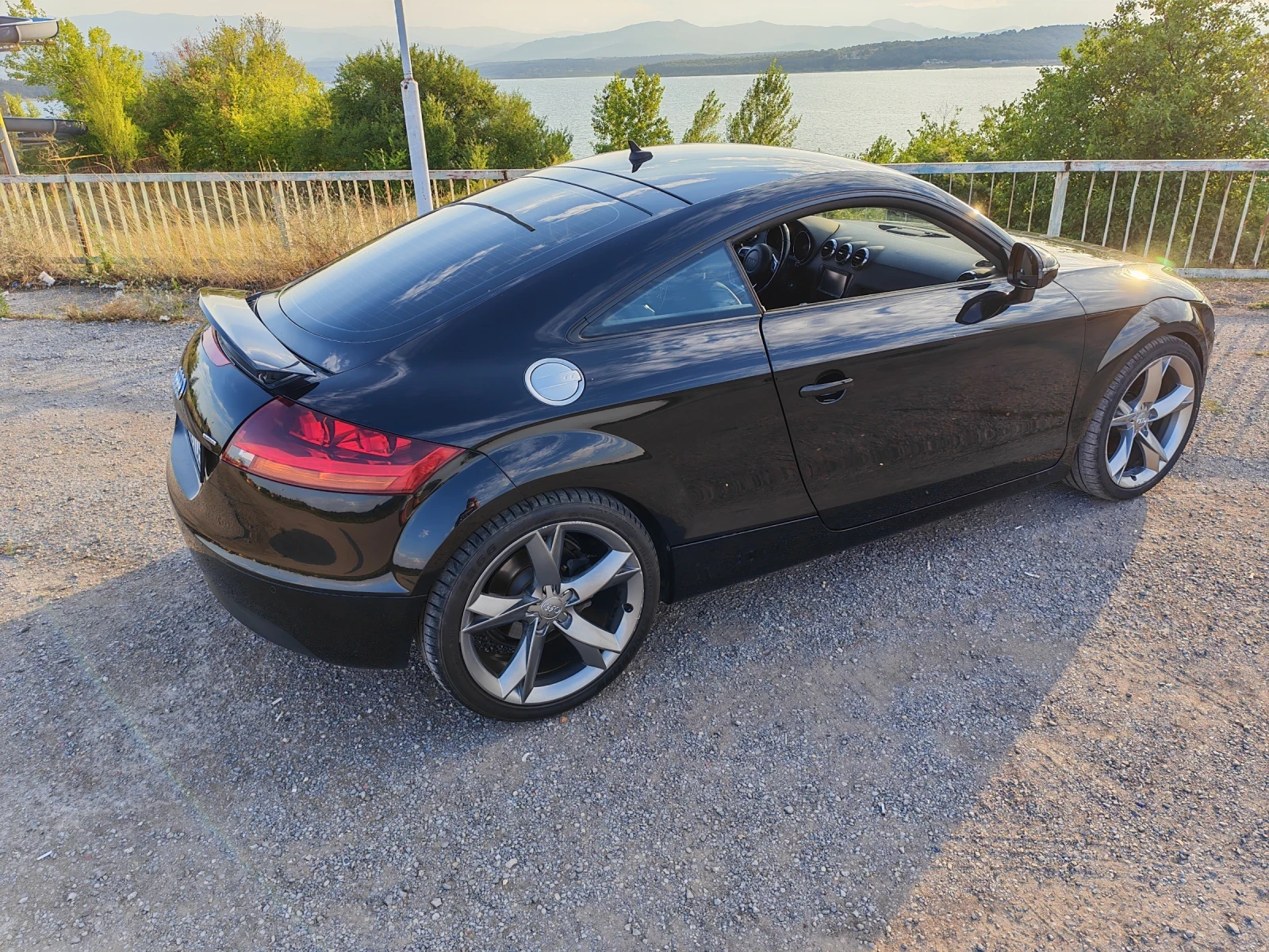 Audi Tt 2tdi 170 quattro, снимка 6 - Автомобили и джипове - 55523315