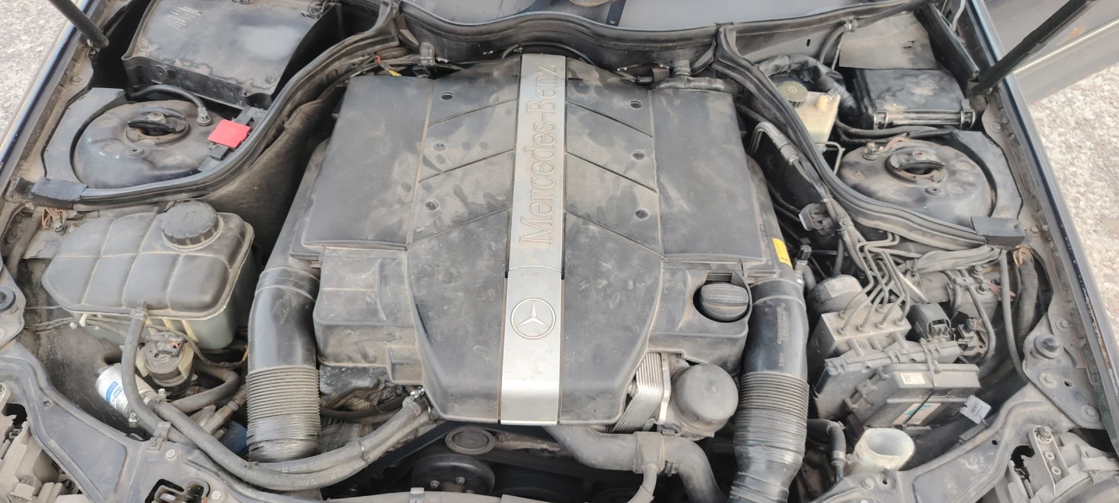 Mercedes-Benz C 240, снимка 3 - Автомобили и джипове - 55613543