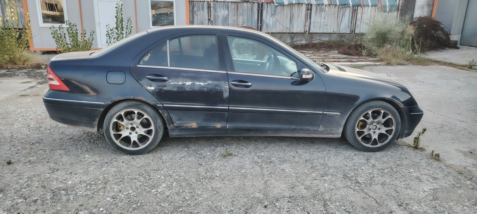 Mercedes-Benz C 240, снимка 8 - Автомобили и джипове - 55613543