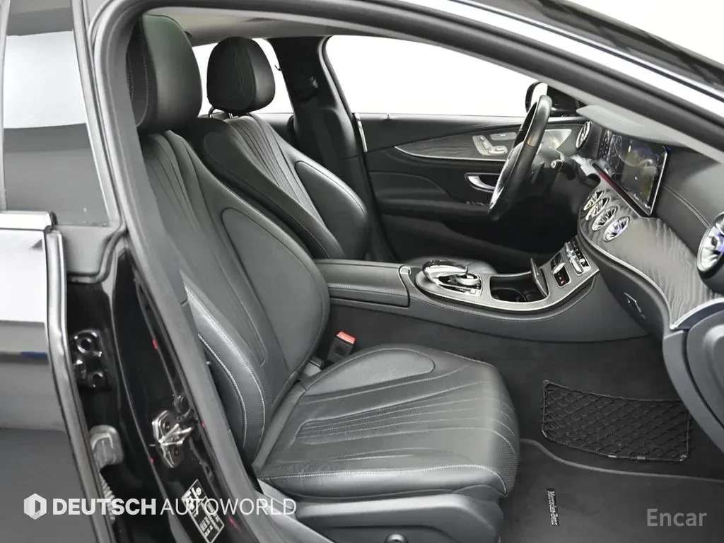 Mercedes-Benz CLS 400 4MATIC+ BURMESTER* ОБДУХВАНЕ* LANE* ASSIST* , снимка 14 - Автомобили и джипове - 55695069