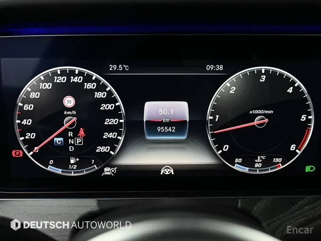 Mercedes-Benz CLS 400 4MATIC+ BURMESTER* ОБДУХВАНЕ* LANE* ASSIST* , снимка 12 - Автомобили и джипове - 55695069