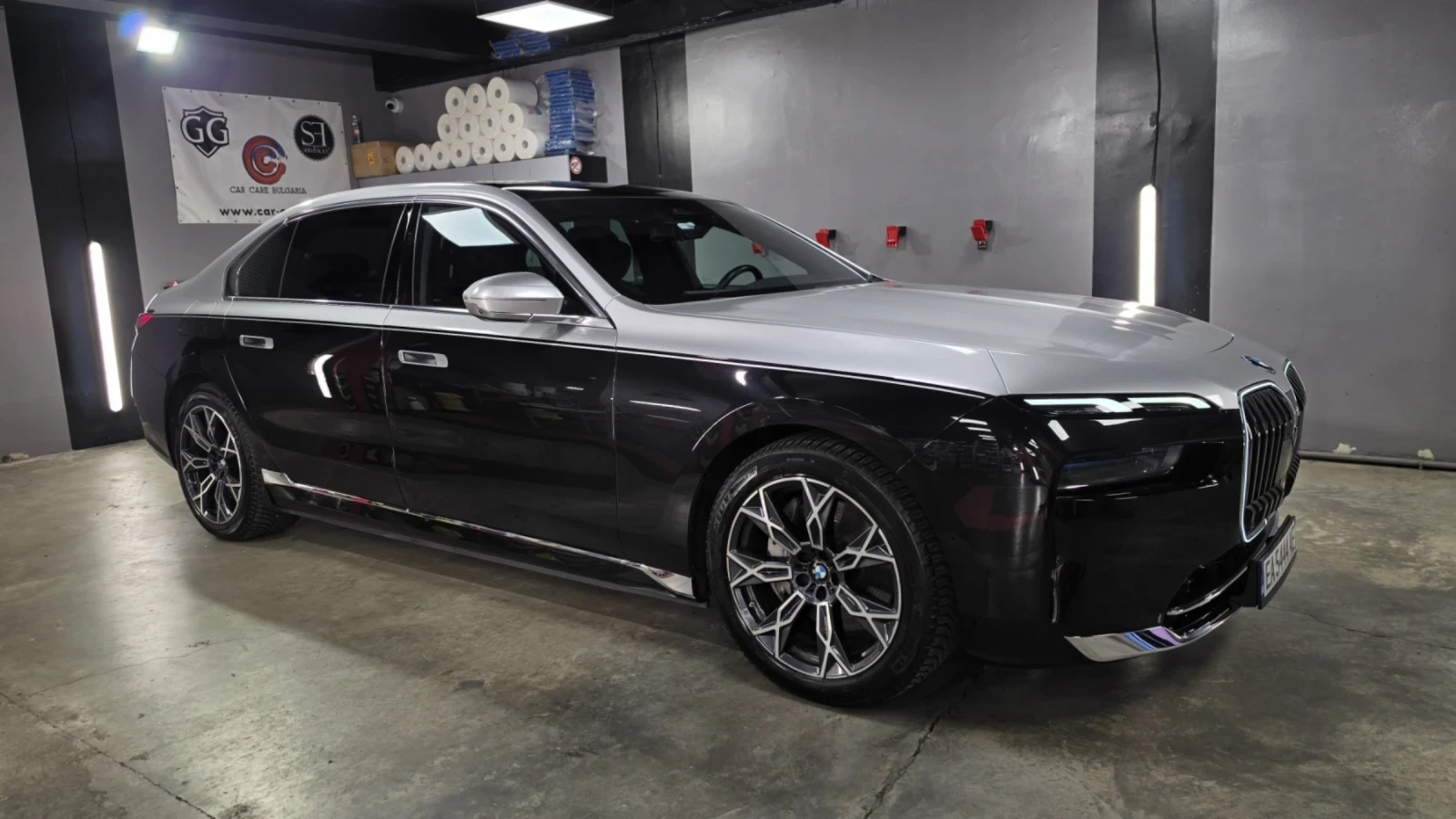 BMW i7 Xdrive 60, Theater, HUD, 4x4, снимка 4 - Автомобили и джипове - 55744032