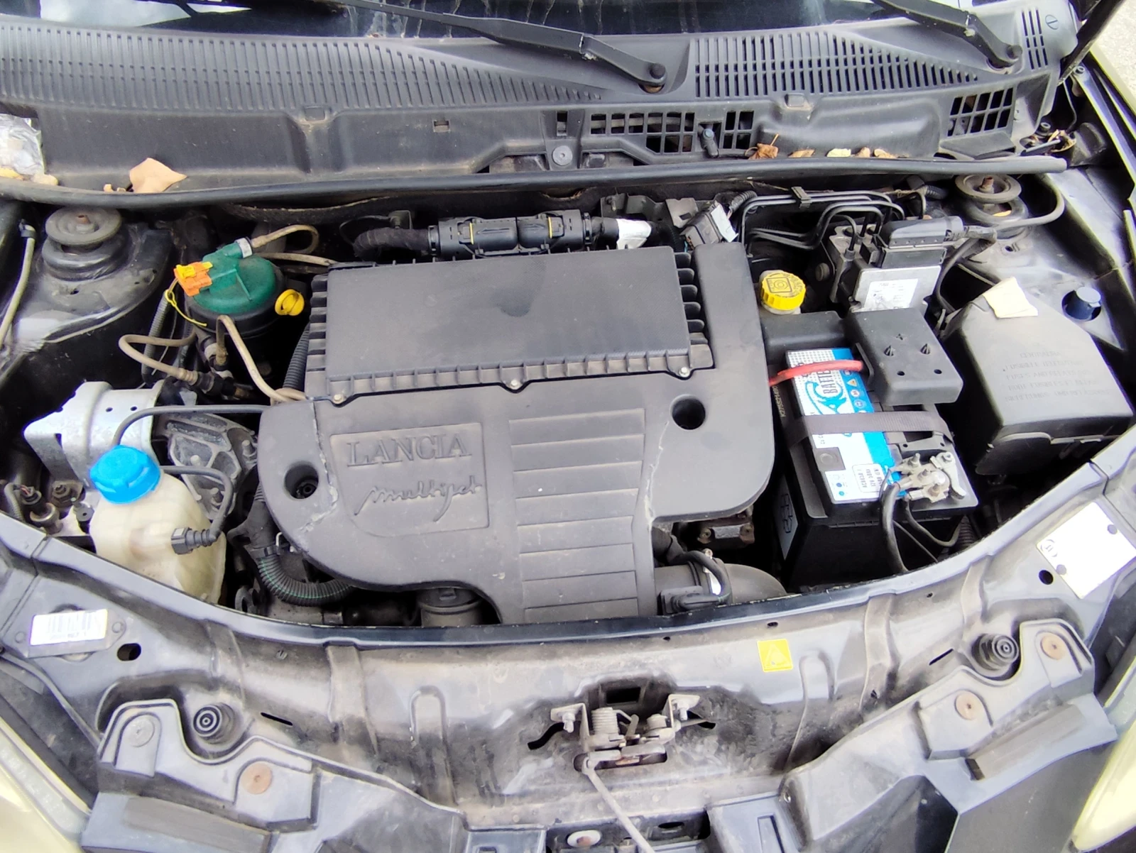 Lancia Ypsilon 1.3 мултиджет , снимка 16 - Автомобили и джипове - 55827210