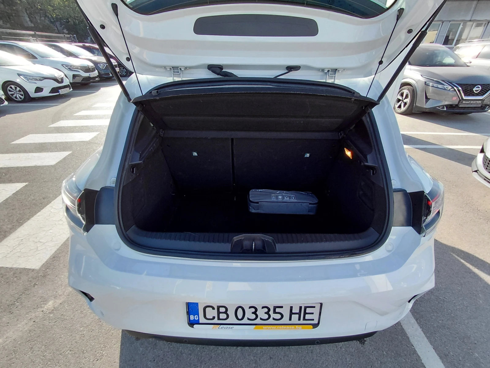 Renault Clio 1.0TCe /91k.c./6MT/Equilibre | Mobile.bg � ����������� 17