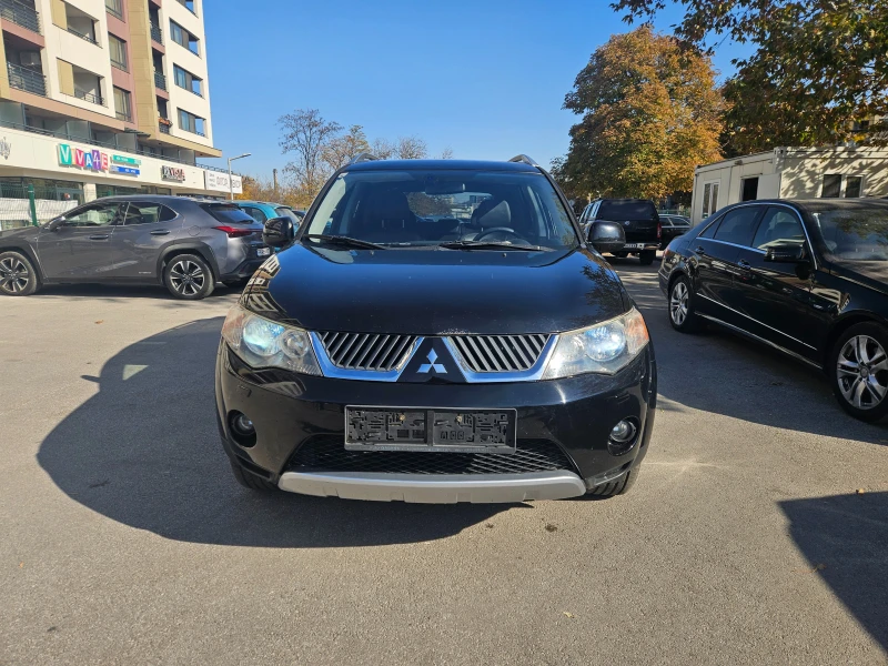 Mitsubishi Outlander 2.2DID 7места, снимка 1 - Автомобили и джипове - 47924346