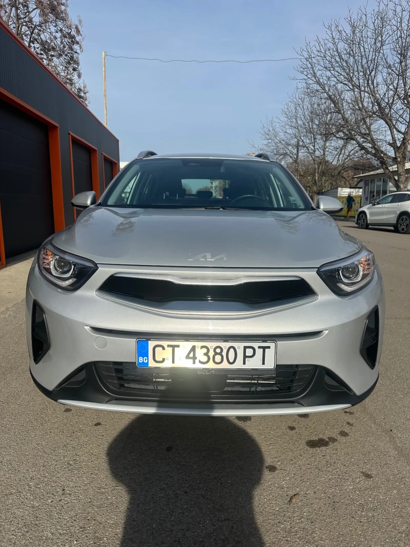 Kia Stonic 13 200 км - 5 г. ГАРАНЦИЯ, снимка 1 - Автомобили и джипове - 48895808