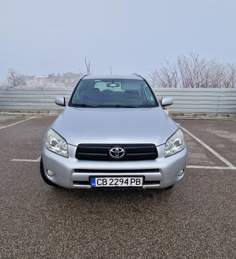 Toyota Rav4 2.0 VVTI с газова уредба , снимка 3 - Автомобили и джипове - 48904364