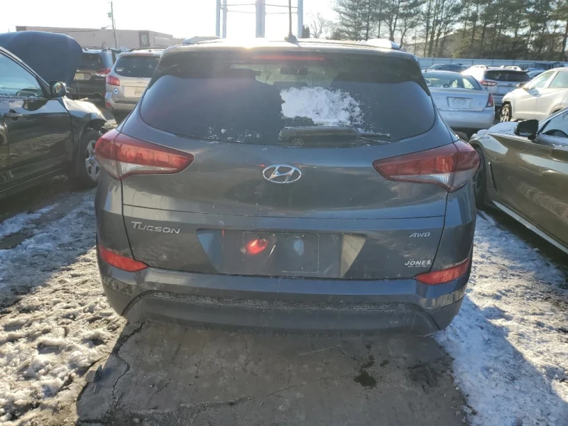 Hyundai Tucson, снимка 6 - Автомобили и джипове - 49290884