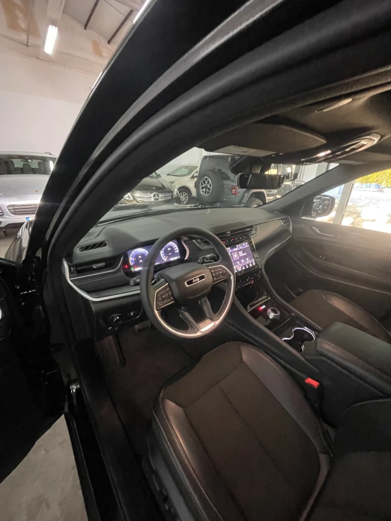 Jeep Grand cherokee 3.6/BLACK EDITION/НОВ!!!, снимка 10 - Автомобили и джипове - 52414423