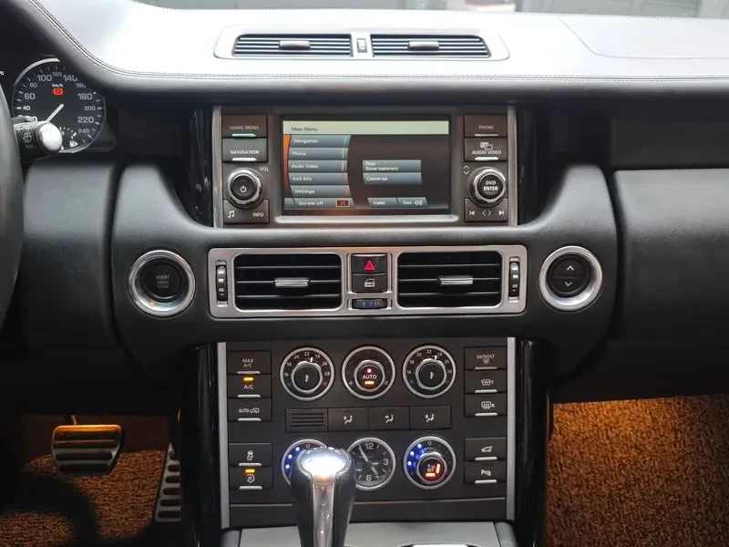 Land Rover Range rover 4.4, снимка 16 - Автомобили и джипове - 54504242