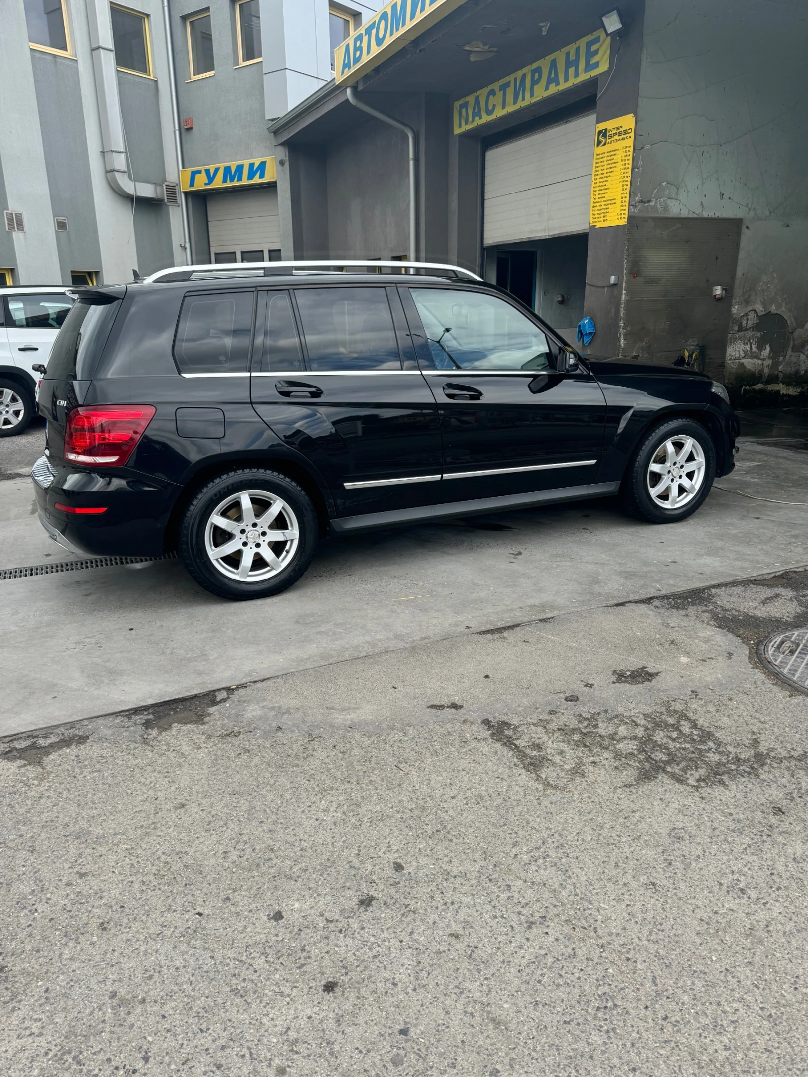 Mercedes-Benz GLK 200CDI - изображение 6