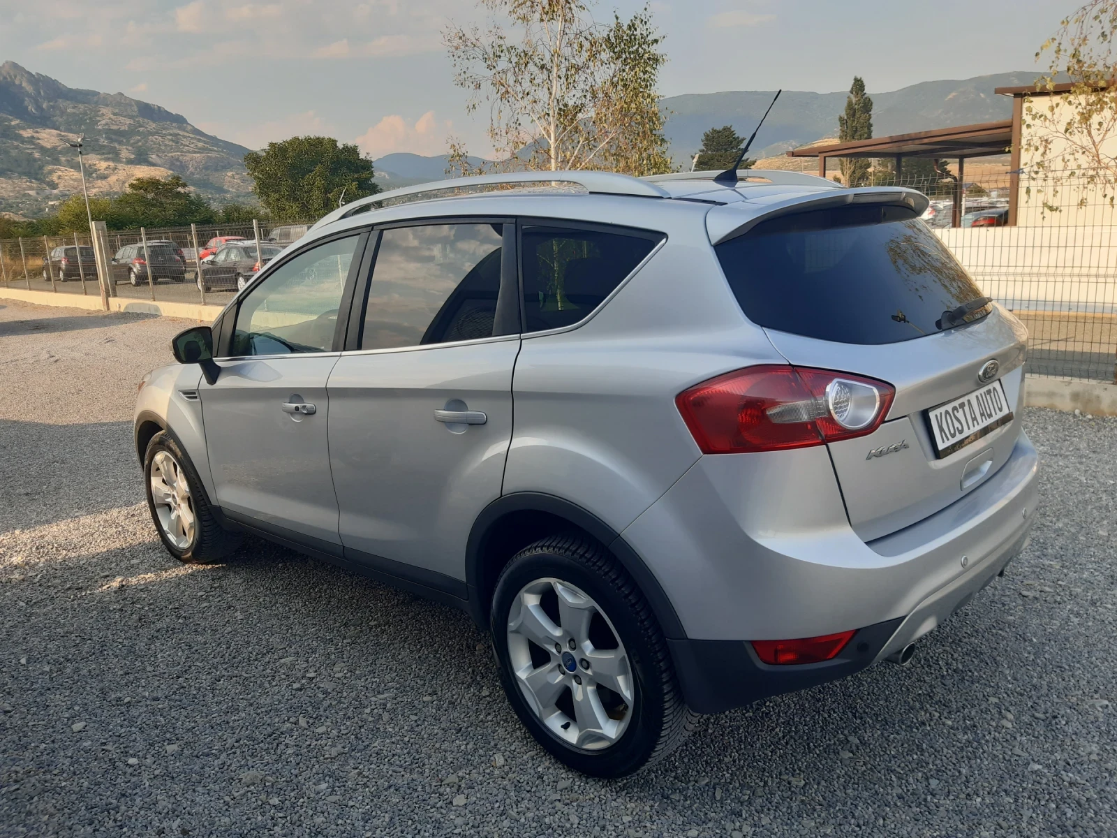 Ford Kuga като нова 4X4 - изображение 10