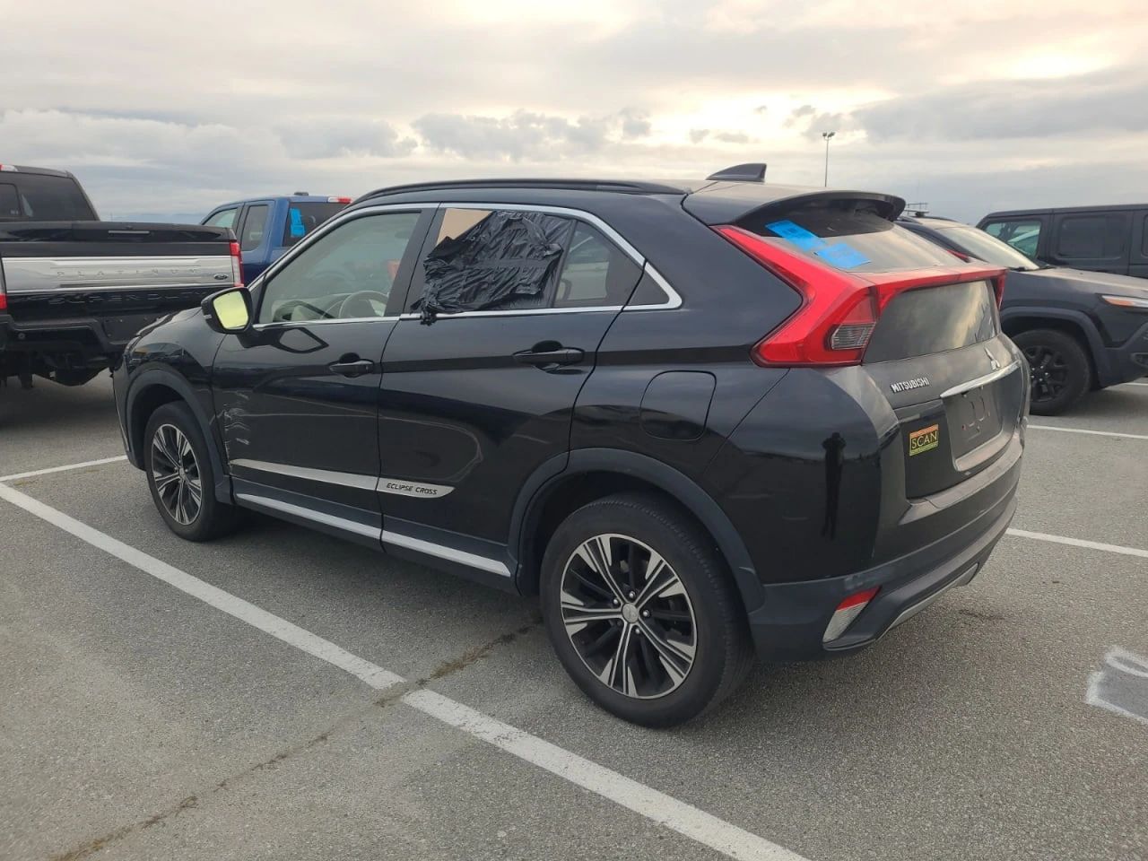 Mitsubishi Eclipse Cross CARFAX* АВТОФИНАНСИРАНЕ* БЕЗ ПЪРВОНАЧАЛНА ВНОСКА*  - изображение 4