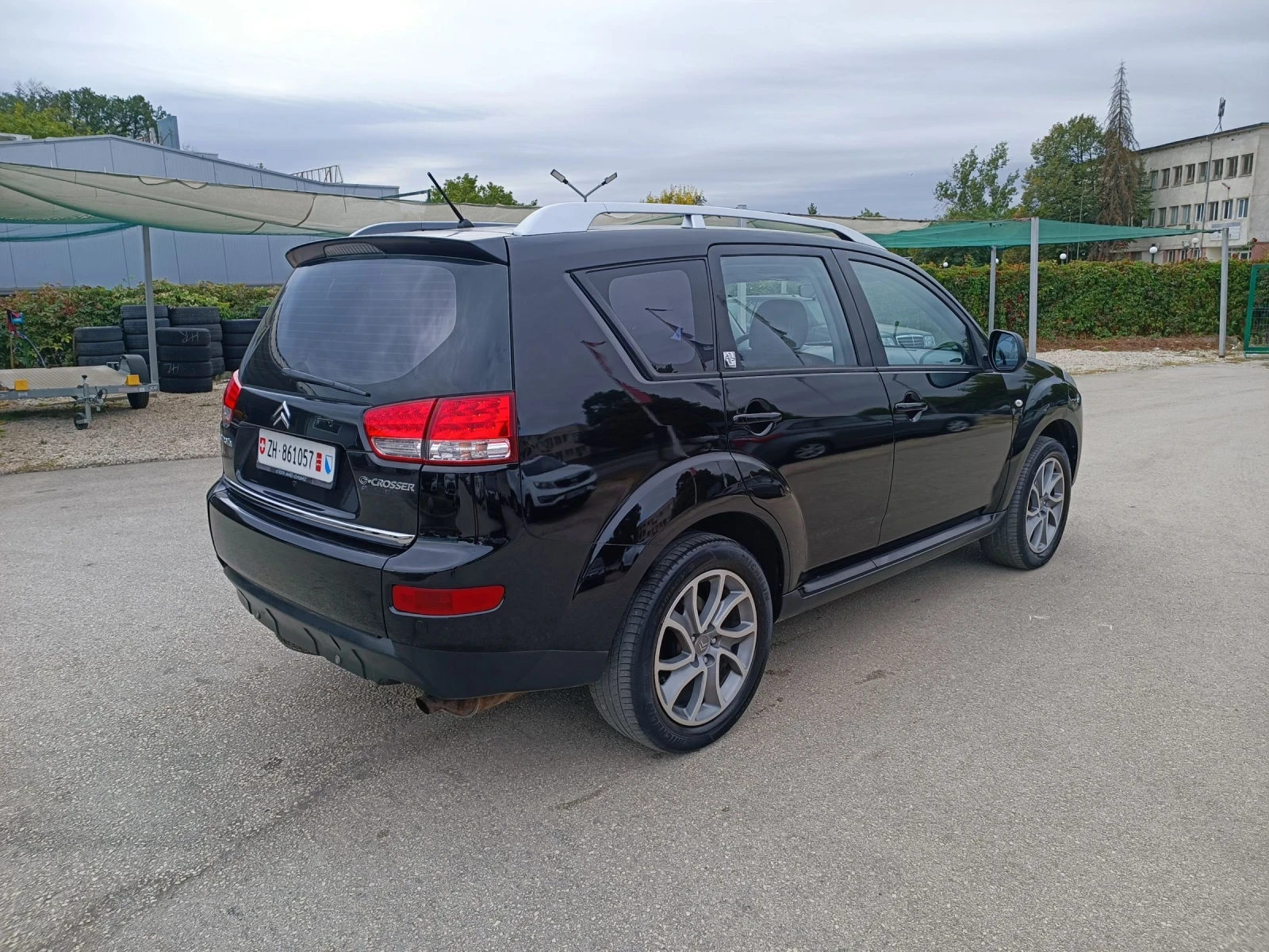 Citroen C-Crosser 2.4i-170кс-ШВЕЙЦАРИЯ-РЪЧКА-4Х4 - изображение 2