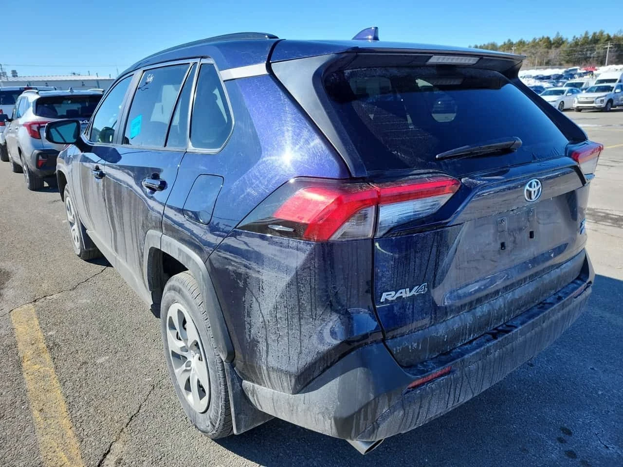 Toyota Rav4 XLE AWD | 4x4 | PANO | ПОДГРЕВИ | CARFAX - изображение 4