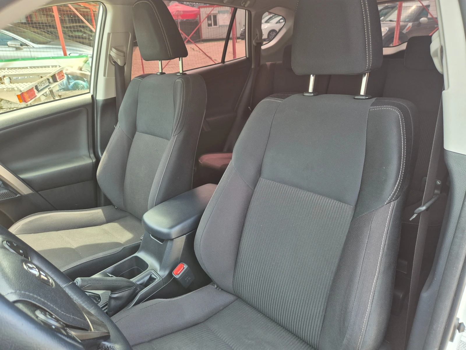 Toyota Rav4  NAVI, снимка 11 - Автомобили и джипове - 53665867