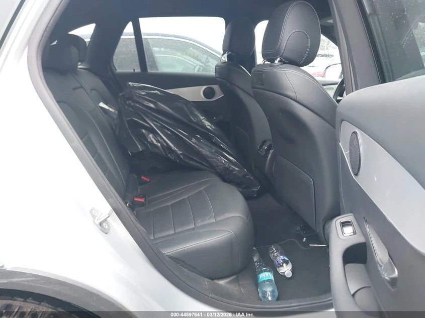 Mercedes-Benz GLC 300 2.0l 4Matic, снимка 8 - Автомобили и джипове - 54093892