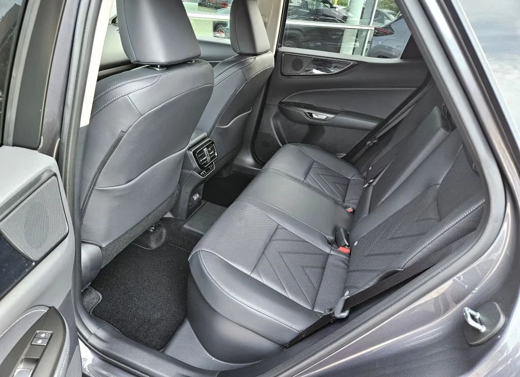 Lexus NX 450 h+ /E-FOUR/309HP/EXECUTIVE/360/HUD/MEMO/CPLAY/640q, снимка 8 - Автомобили и джипове - 55800260