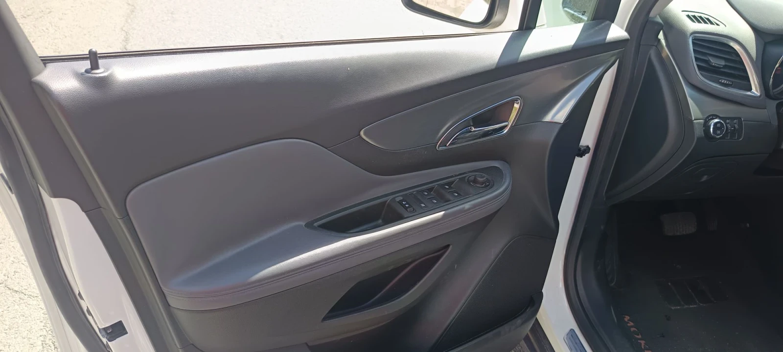 Opel Mokka 1, 6, снимка 12 - Автомобили и джипове - 55973890