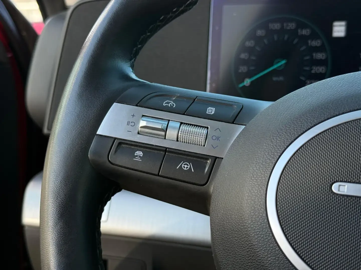 Hyundai Kona Limited 4dr SUV ONE OWNER 360 CAR PLAY ROOF LEATHE, снимка 10 - Автомобили и джипове - 56213746