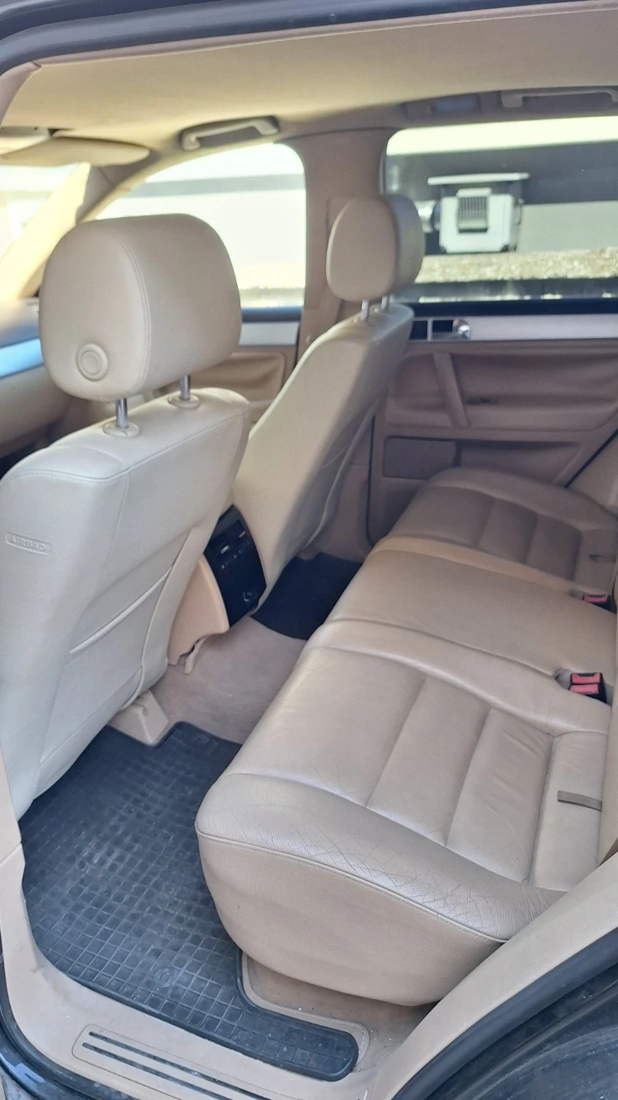 VW Touareg, снимка 7 - Автомобили и джипове - 56408625