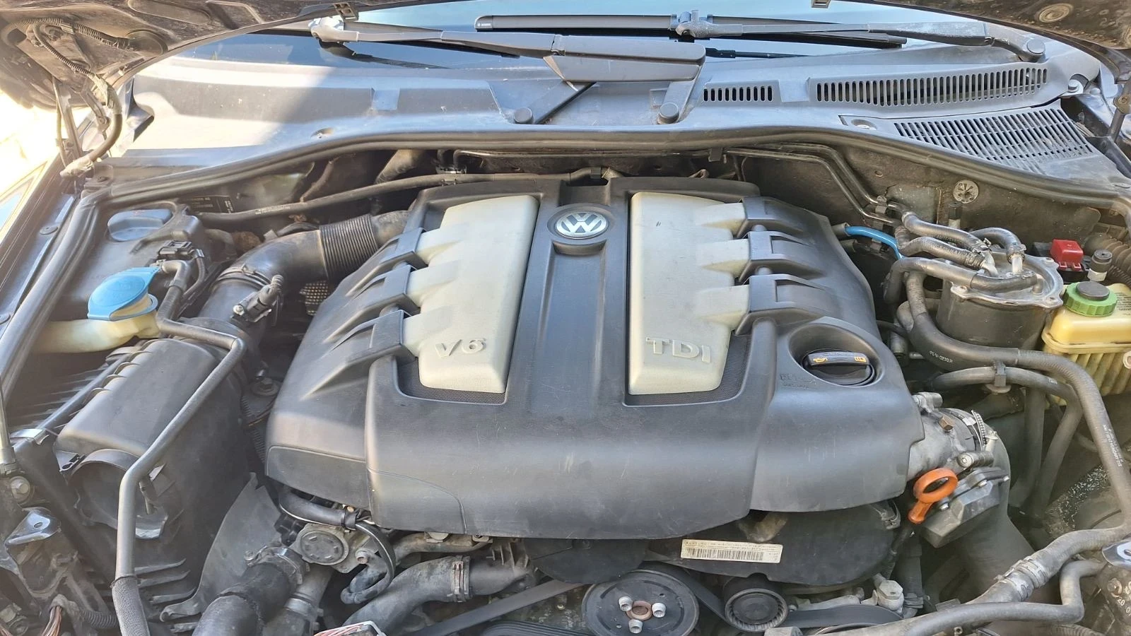VW Touareg, снимка 10 - Автомобили и джипове - 56408625