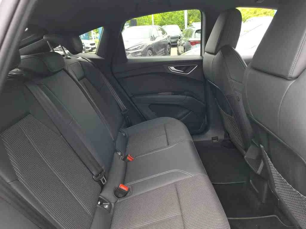 Audi Q4 Sportback S-Line , снимка 6 - Автомобили и джипове - 56592403