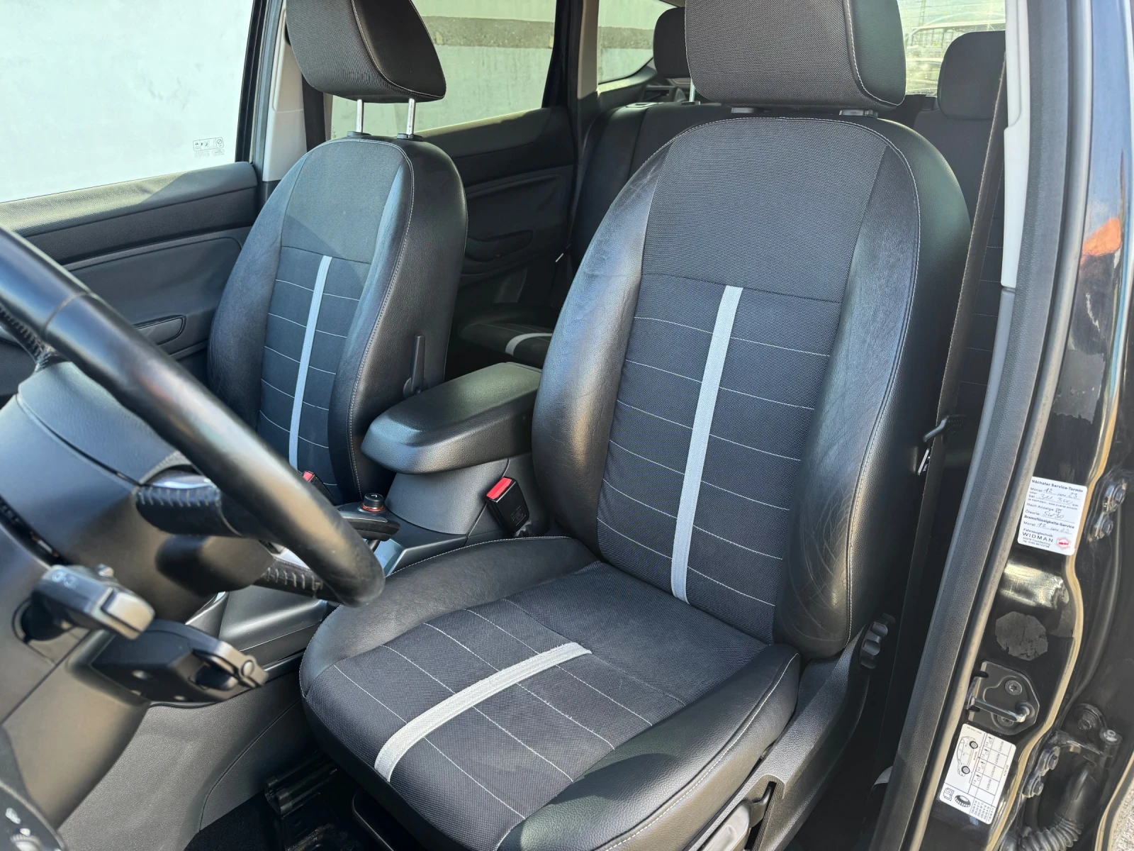 Ford Kuga     2.0 TDCi, снимка 11 - Автомобили и джипове - 56599243