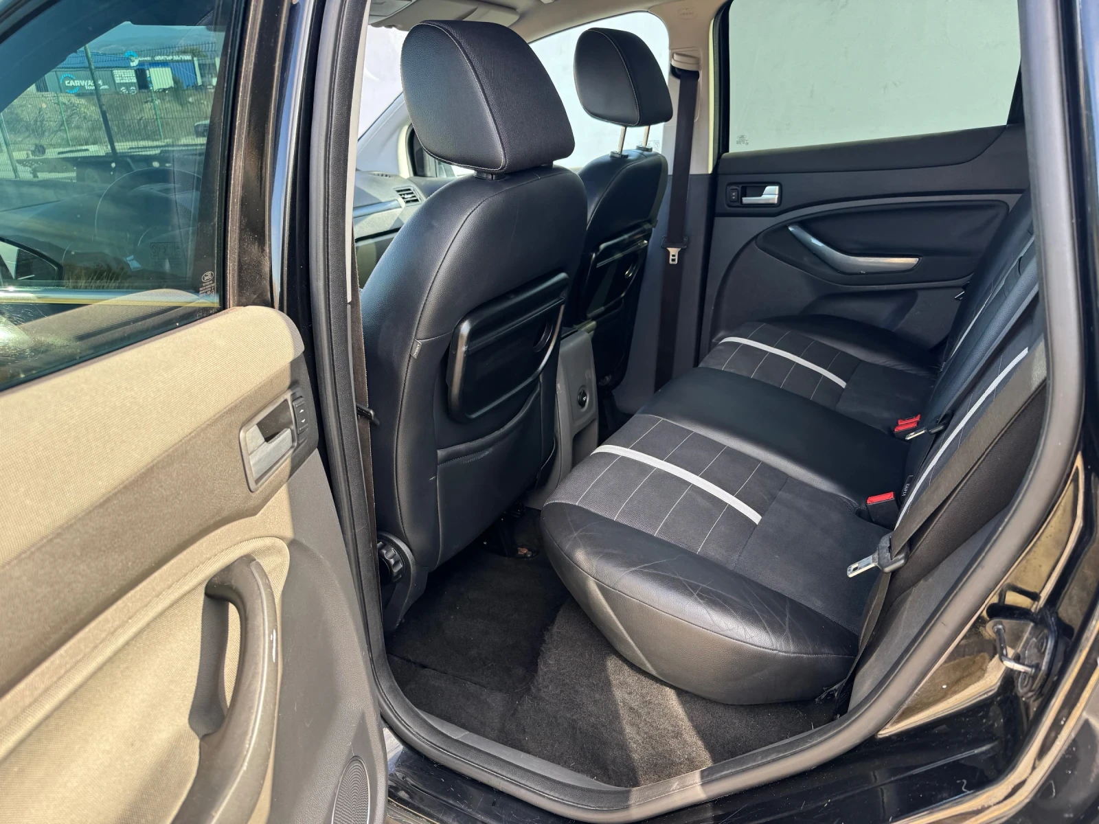 Ford Kuga     2.0 TDCi, снимка 14 - Автомобили и джипове - 56599243