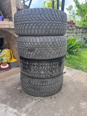 Гуми Зимни 245/45R17, снимка 2
