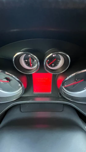 Opel Insignia комби, снимка 8