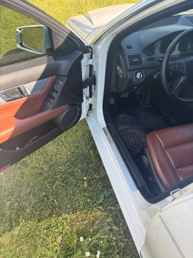 Mercedes-Benz C 220, снимка 8