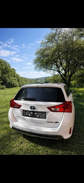 Toyota Auris Executive  - 8350 € / 16331.18 лв. - 45852038 3