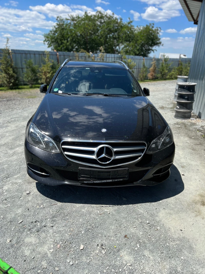 Mercedes-Benz E 350 На части, снимка 2 - Автомобили и джипове - 37498981