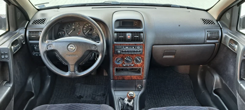 Opel Astra 1.7, снимка 10 - Автомобили и джипове - 47793279