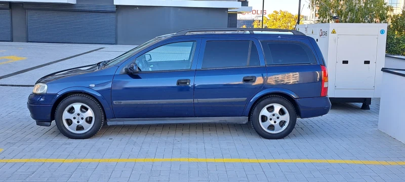 Opel Astra 1.7, снимка 2 - Автомобили и джипове - 47793279