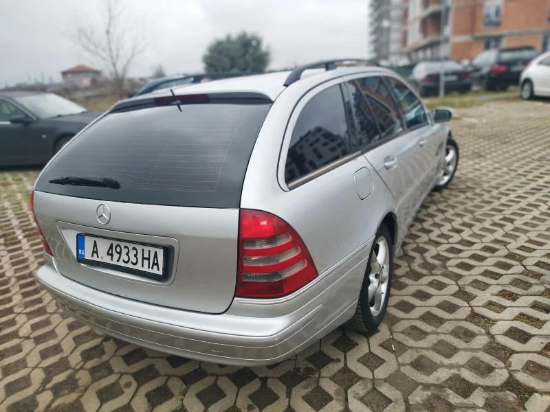 Mercedes-Benz C 270 Avantgarde , снимка 8 - Автомобили и джипове - 49089788