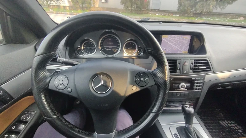 Mercedes-Benz E 350, снимка 11 - Автомобили и джипове - 48499911